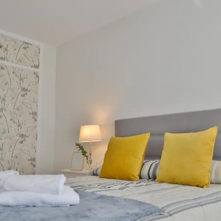 Sunshine Tejares Garden